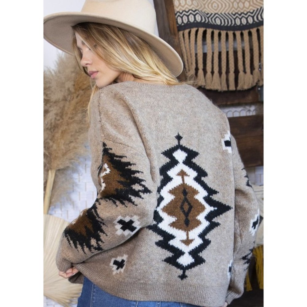 New Western Yellowstone Tribal Aztec Printed Pullover Crew Neck Sweater - Picture 4 of 6